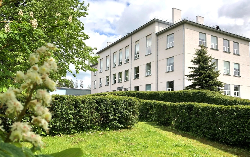skola1b